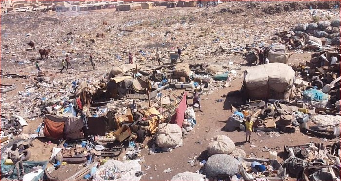 Landfill next to Djamadjé Market